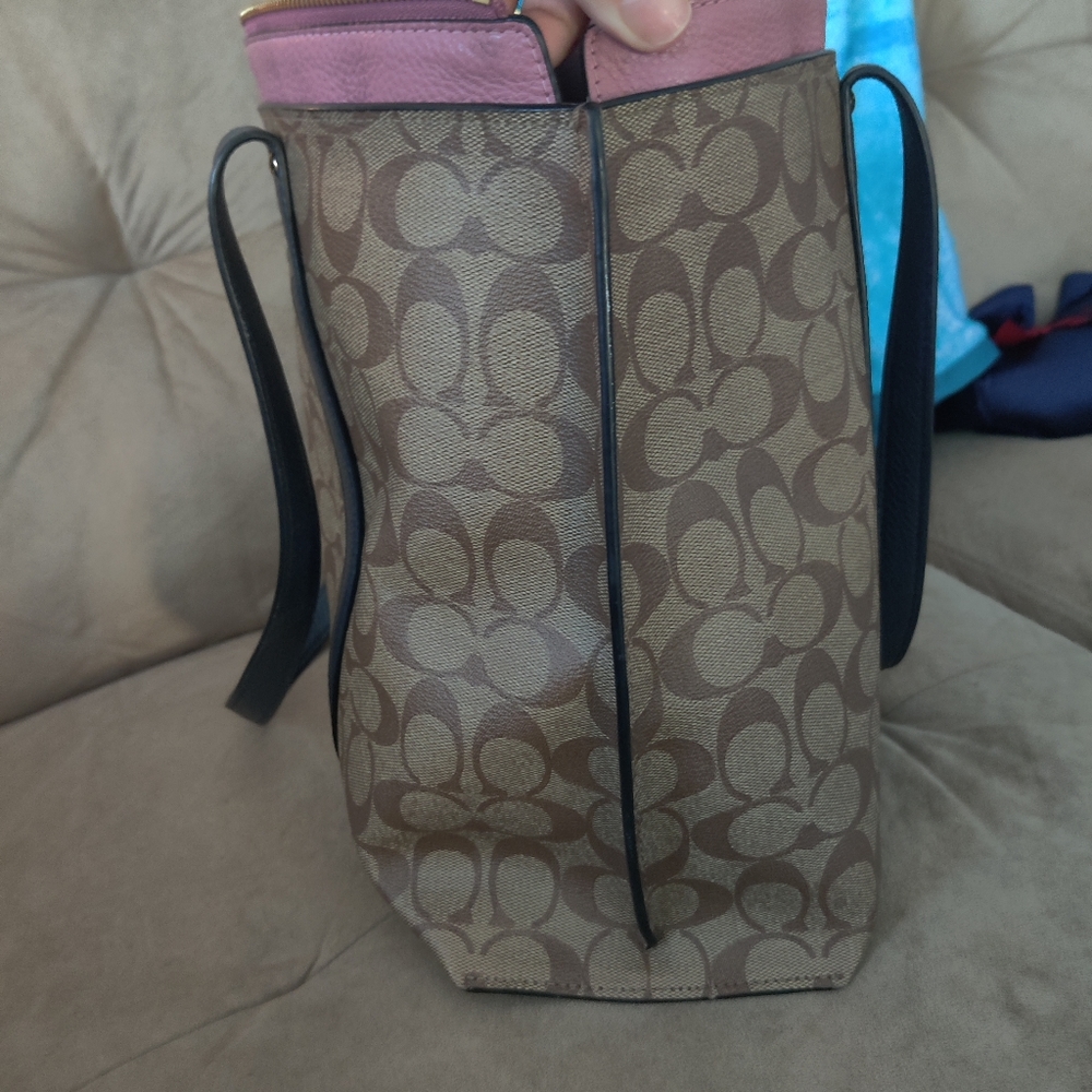 Authentic Coach Tote Euc - image 5